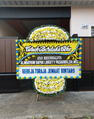 Papan Bunga Duka di Pandaan